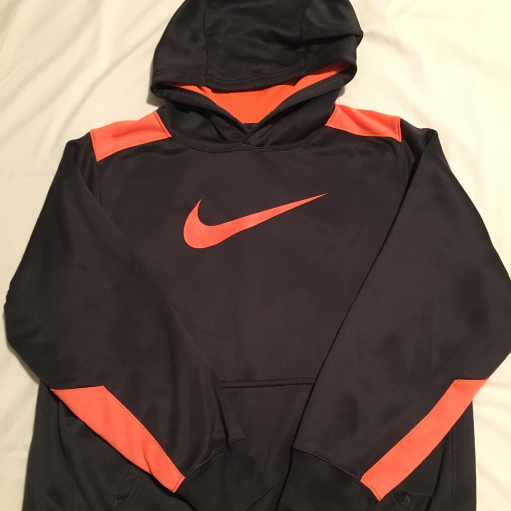 YXL Nike Sweatshirt